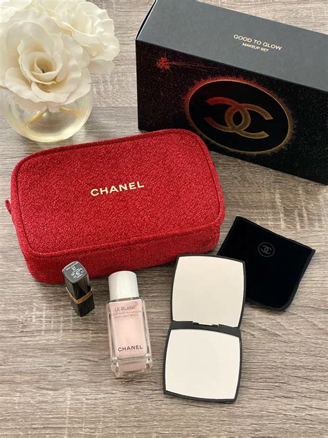 chanel christmas collection 2018|chanel gift card customer service.